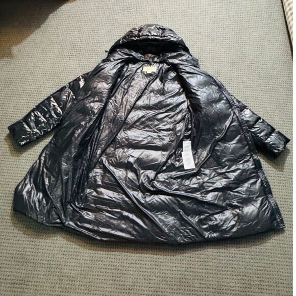 Michaels Kors Womens Shiny Black Hooded Puffer Coat Size M Water Resistant - Picture 4 of 15